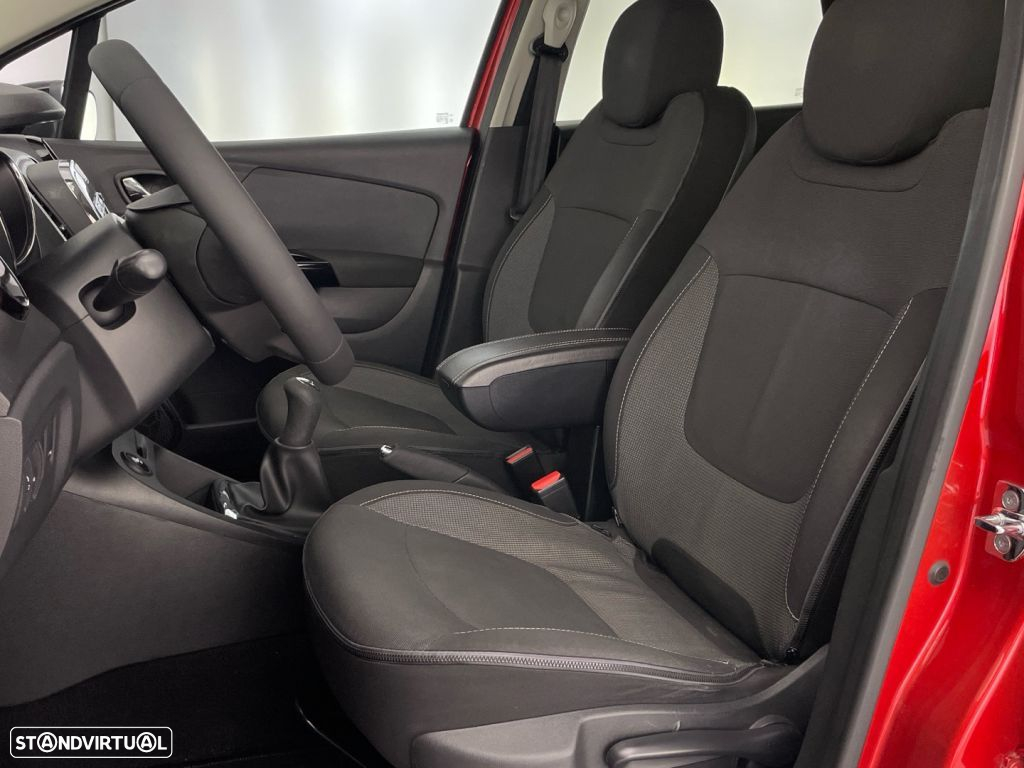 Renault Captur 1.5 dCi Exclusive - 19