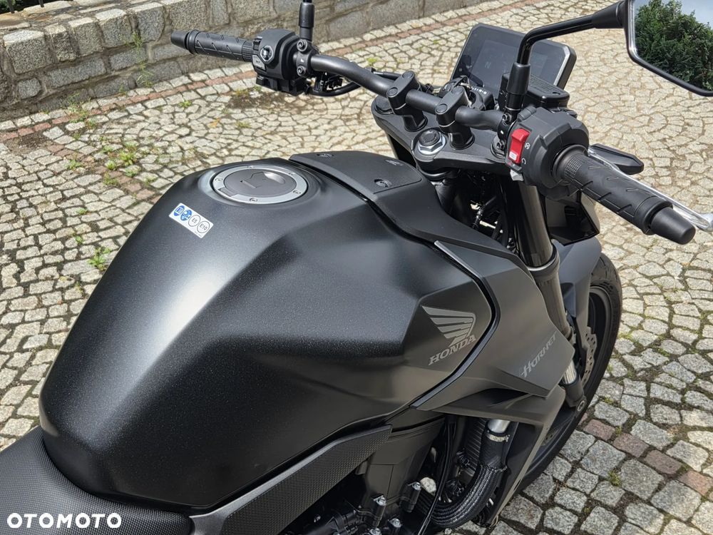 Honda CB - 22