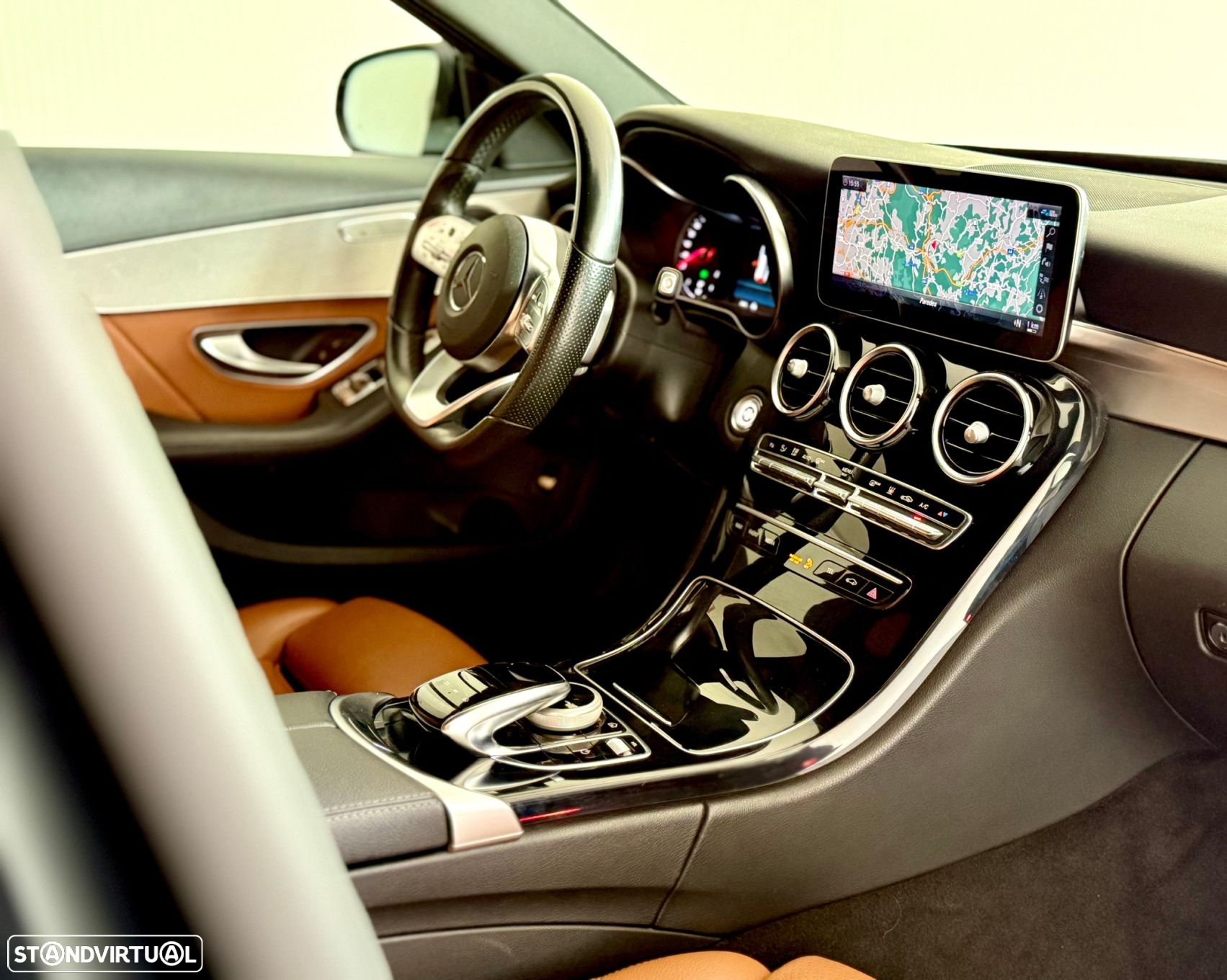 Mercedes-Benz C 300 de AMG Line - 25