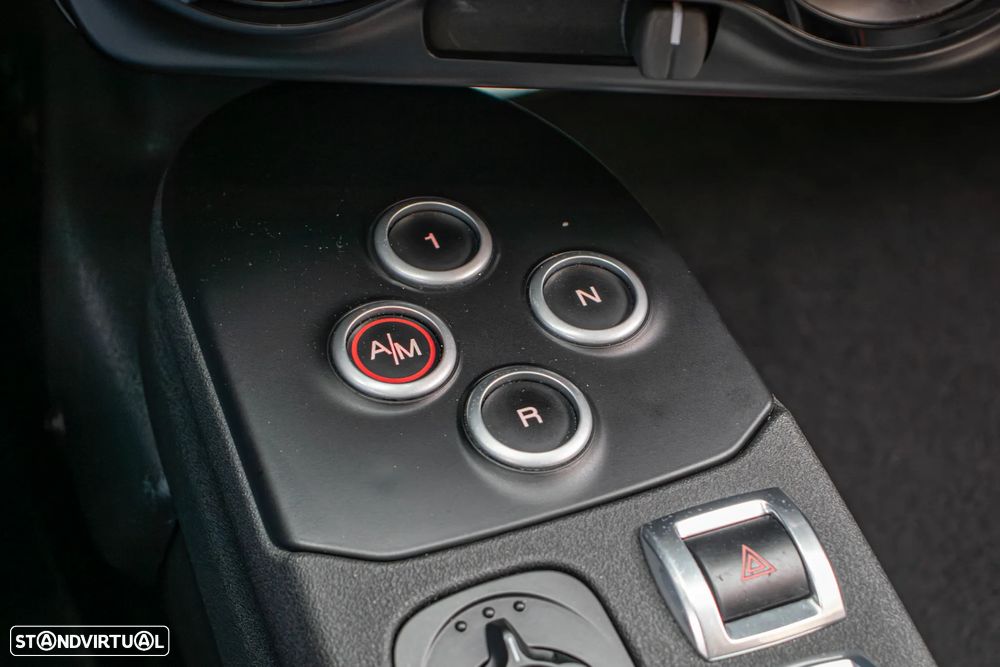 Alfa Romeo 4C 1750 TBi - 15