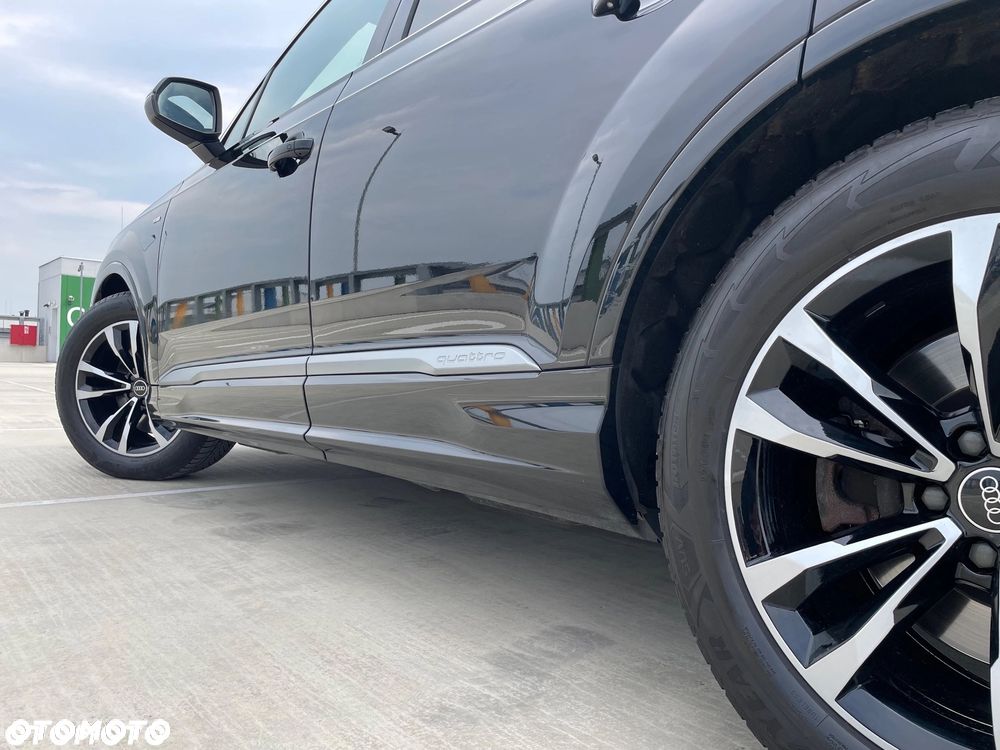 Audi Q7 55 TFSI mHEV Quattro S Line Tiptr - 14