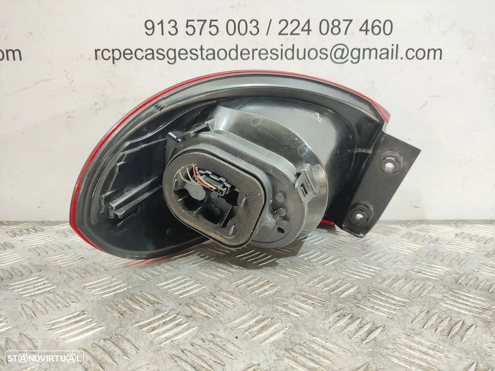 Farolim traseiro trás esquerdo original Volkswagen Tiguan Mk1 5N Pré Facelift de 2007 a 2011 - 5