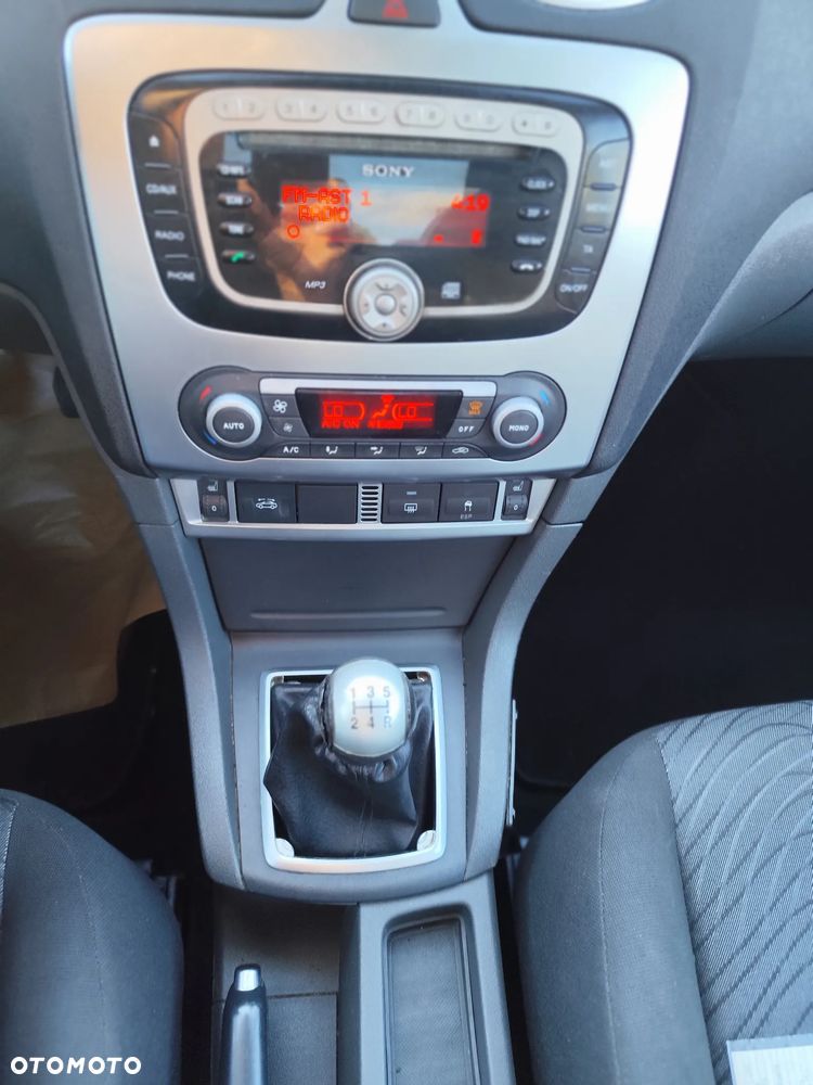 Ford Focus - 19