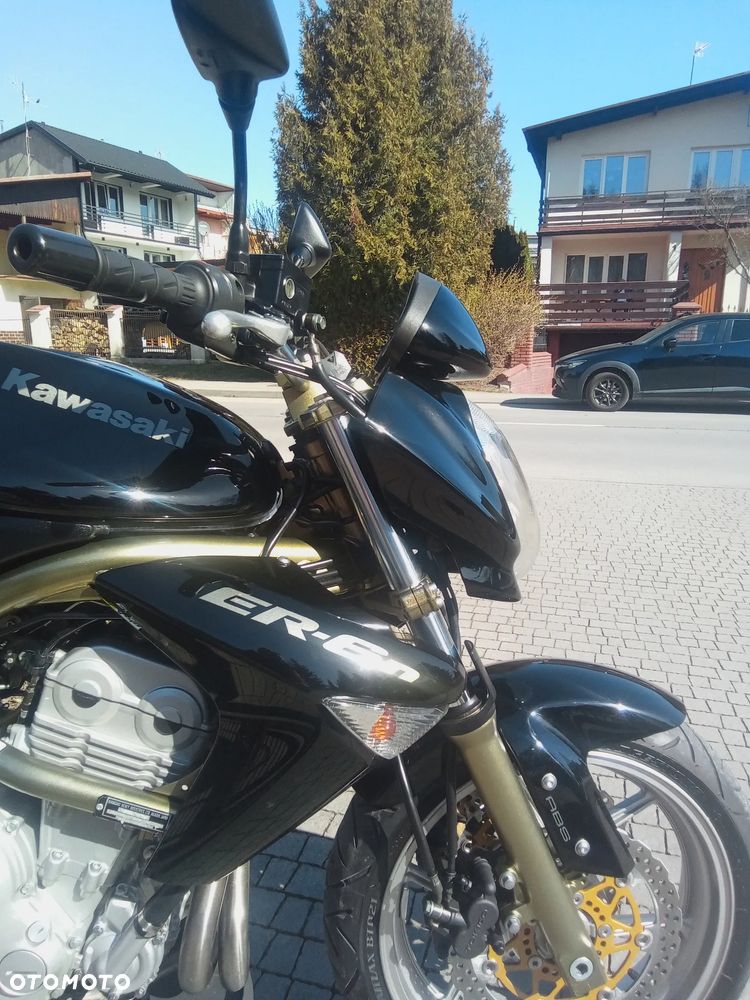 Kawasaki ER - 1