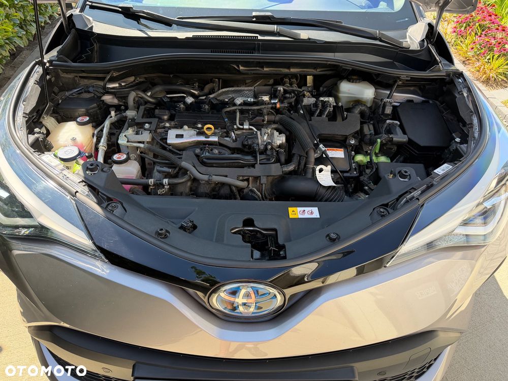 Toyota C-HR 2.0 Hybrid Executive - 12