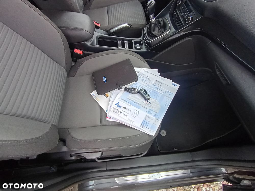 Ford C-MAX 1.5 TDCi Start-Stop-System Titanium - 38