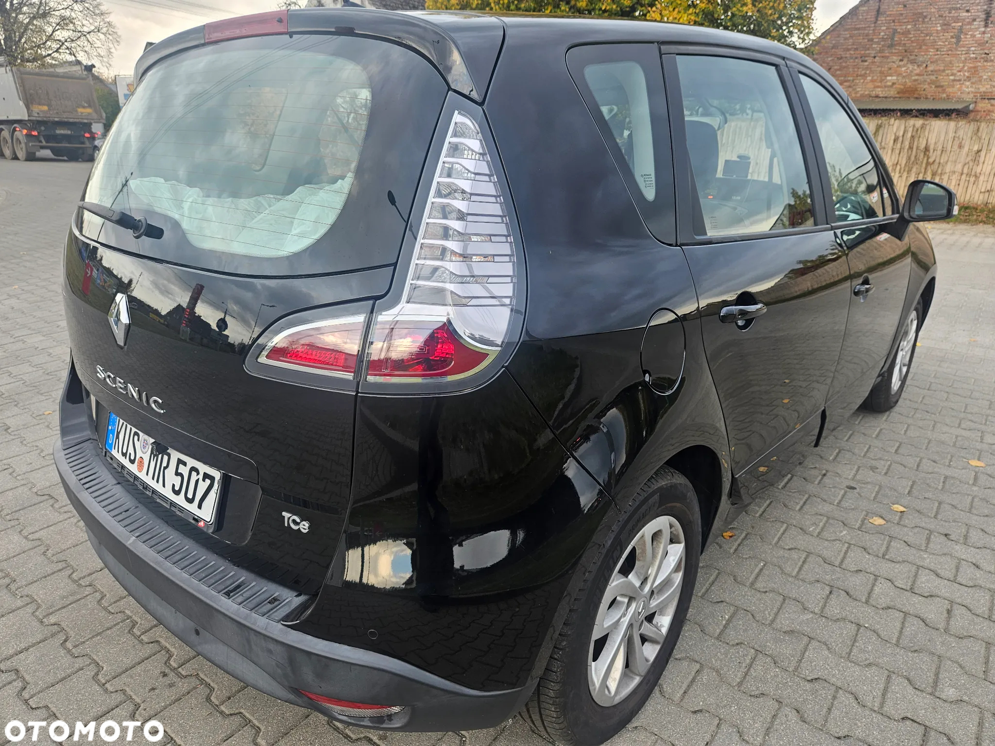 Renault Scenic ENERGY TCe 130 S&S Paris - 5