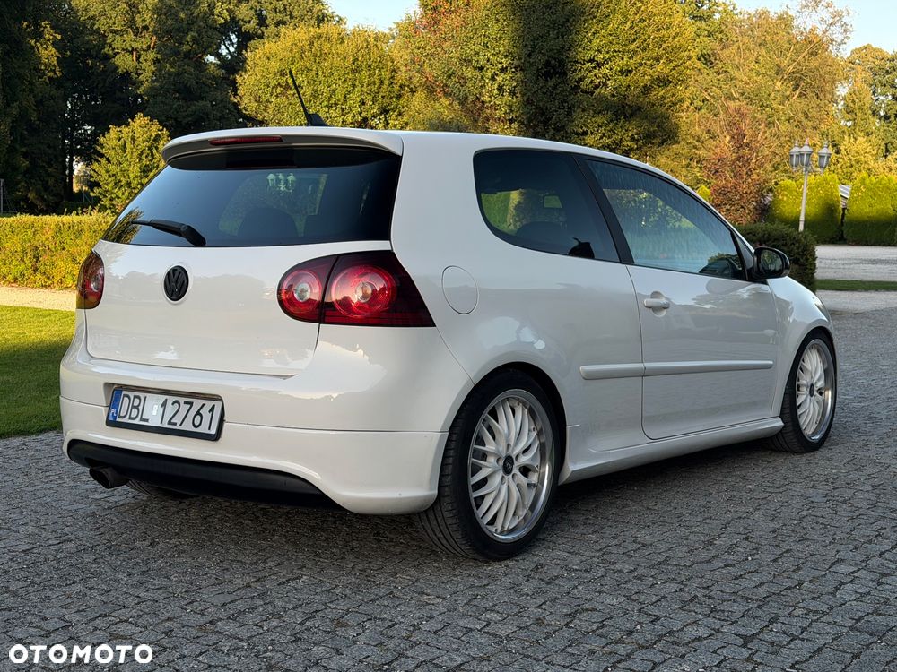 Volkswagen Golf - 3