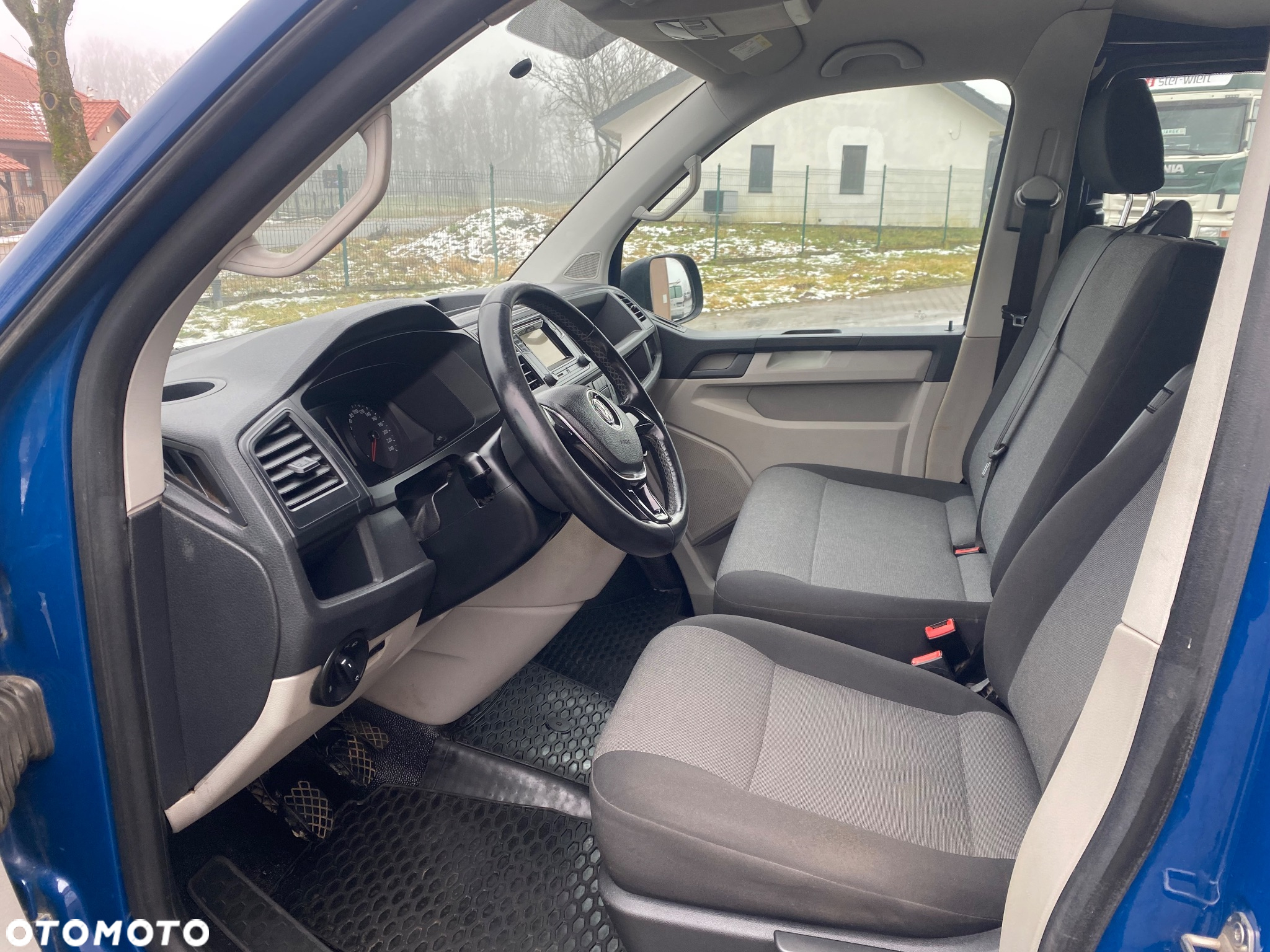 Volkswagen Transporter - 14