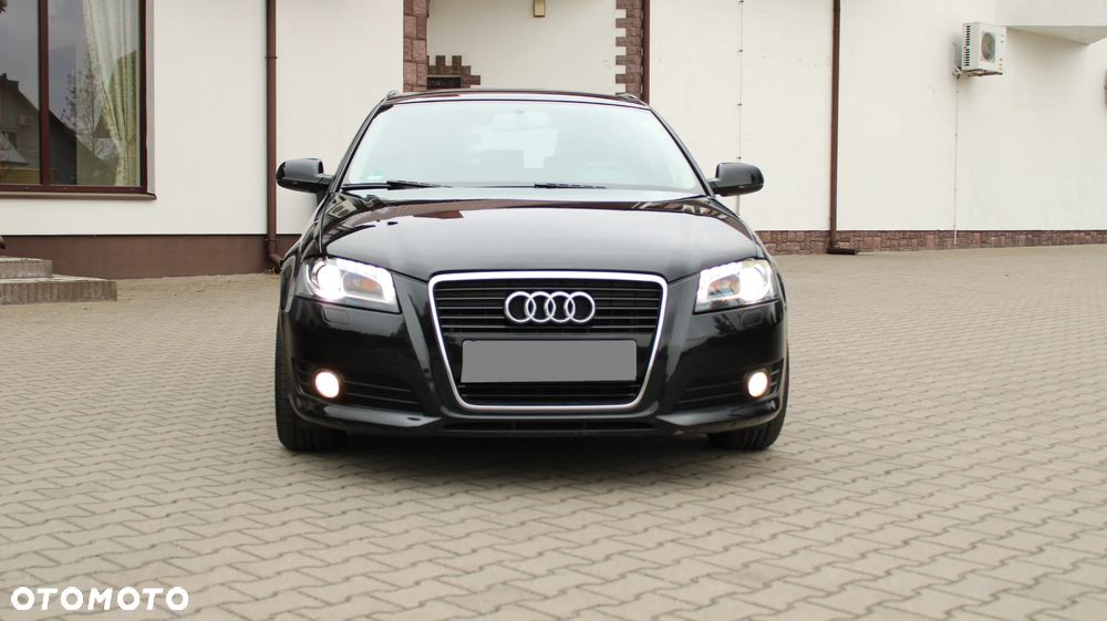 Audi A3 Sportback 1.6 TDI Attraction - 2