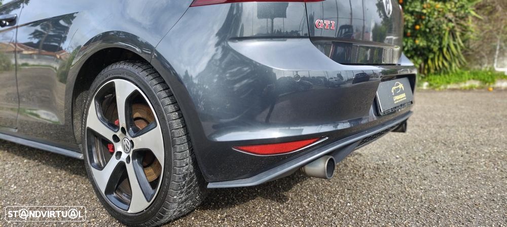 VW Golf 2.0 TSi GTi Performance - 8