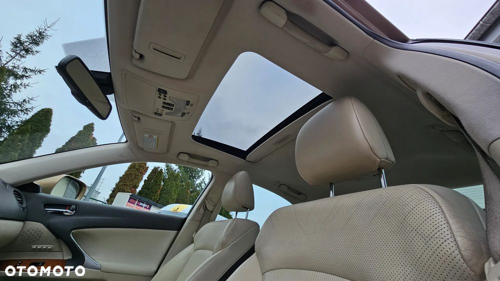 Lexus IS 250 Luxury Line - 31