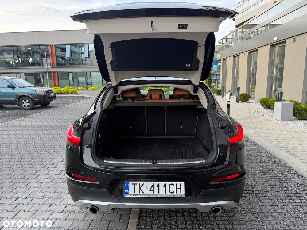 BMW X4 - 26
