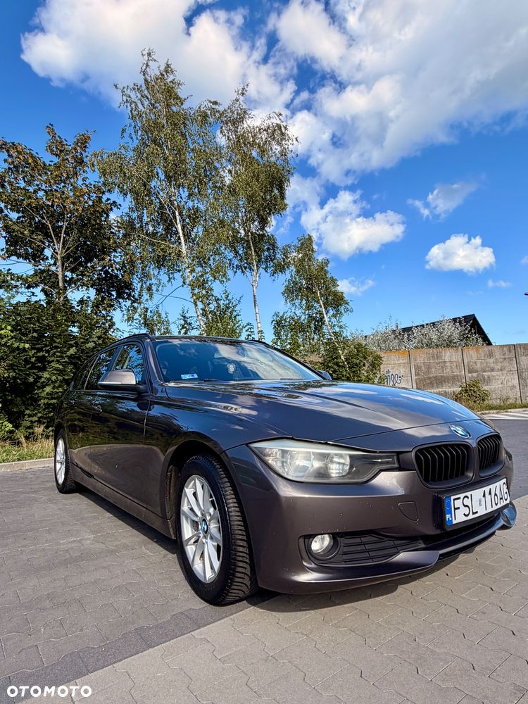 BMW Seria 3 318d - 1