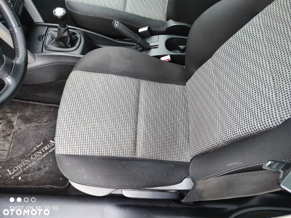 Peugeot 207 95 VTi Filou - 22