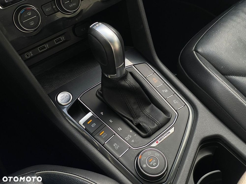 Volkswagen Tiguan - 21
