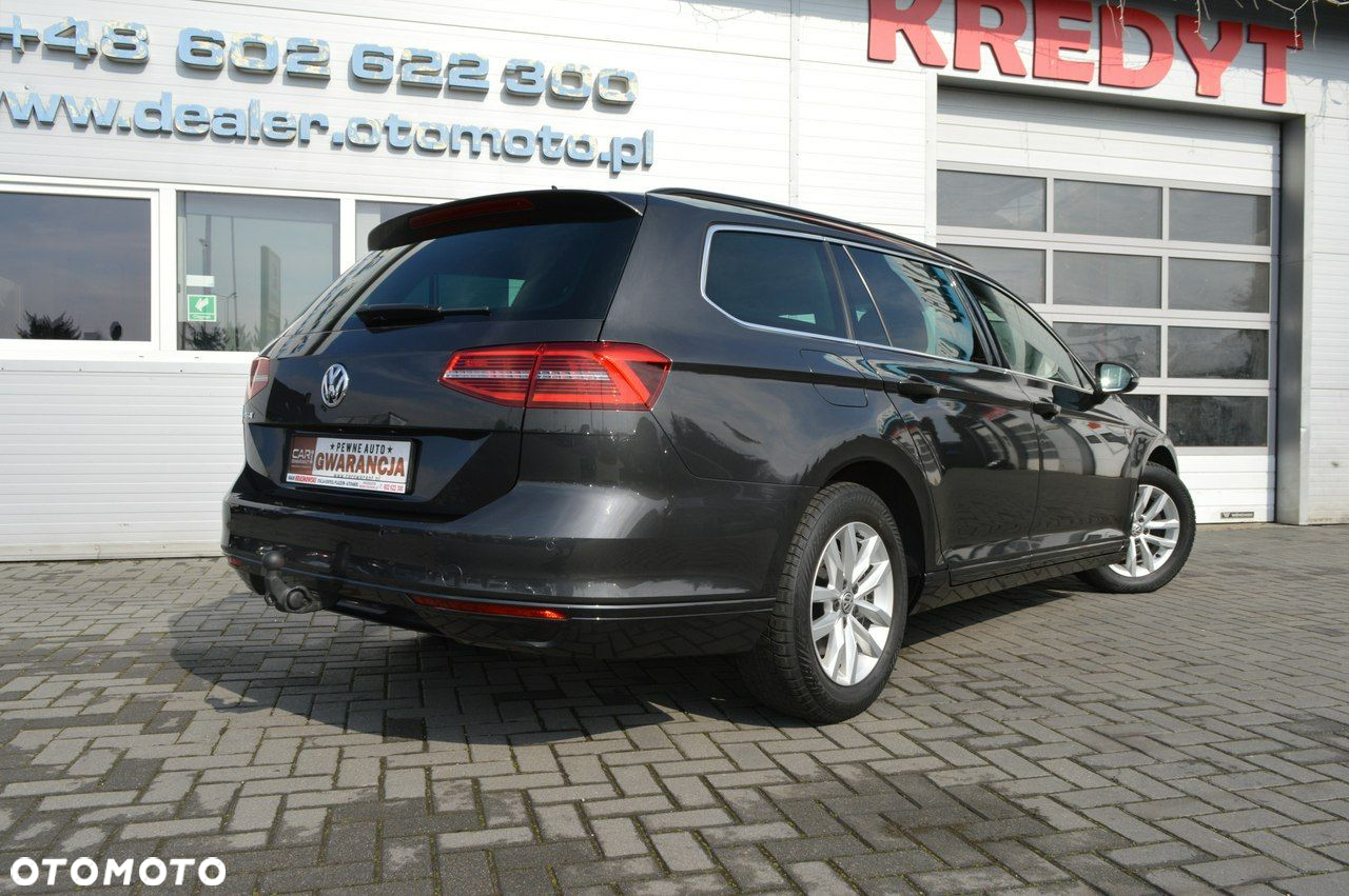 Volkswagen Passat Variant 1.6 TDI (BlueMotion Technology) DSG Trendline - 9