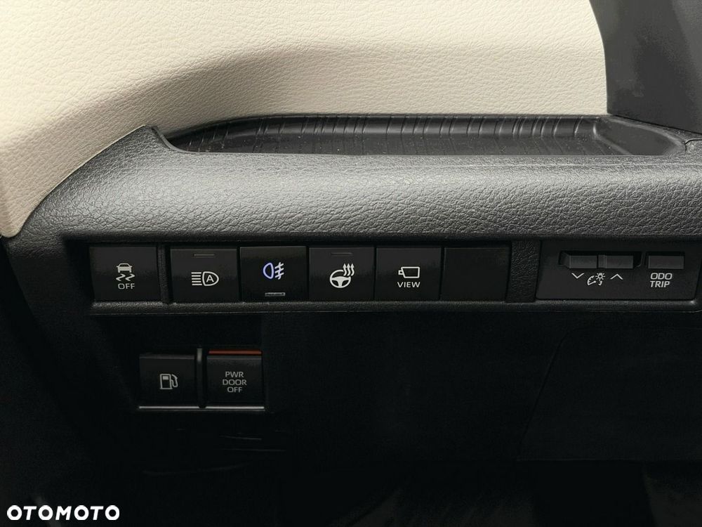 Toyota Sienna - 28
