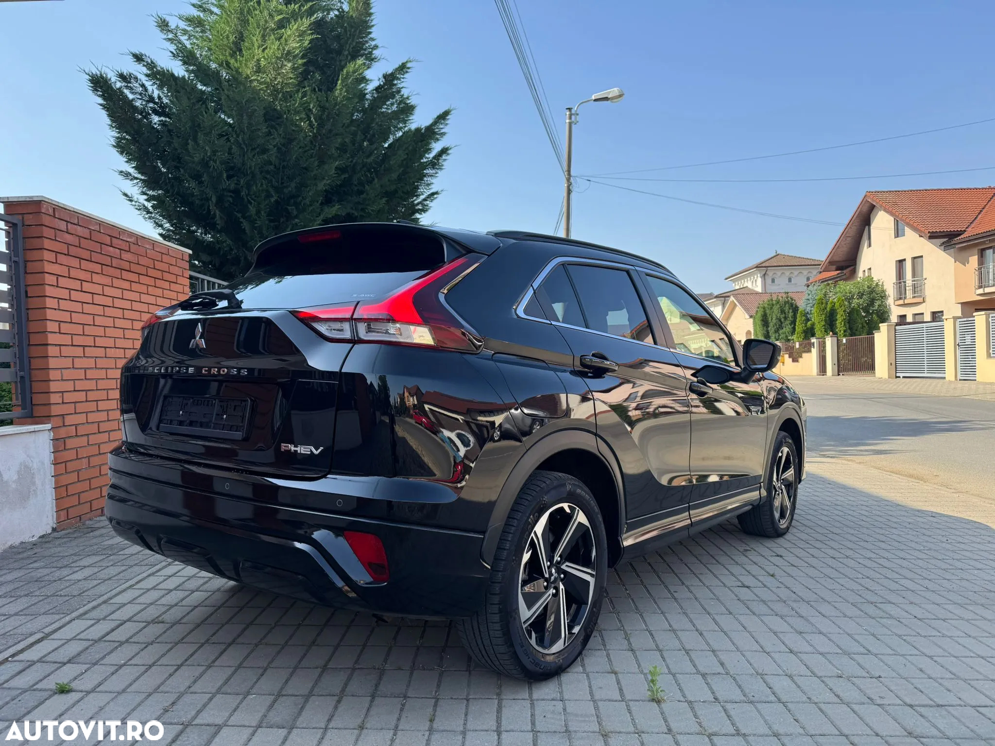 Mitsubishi Eclipse-Cross Plug-In Hybrid 4WD Plus Select - 4