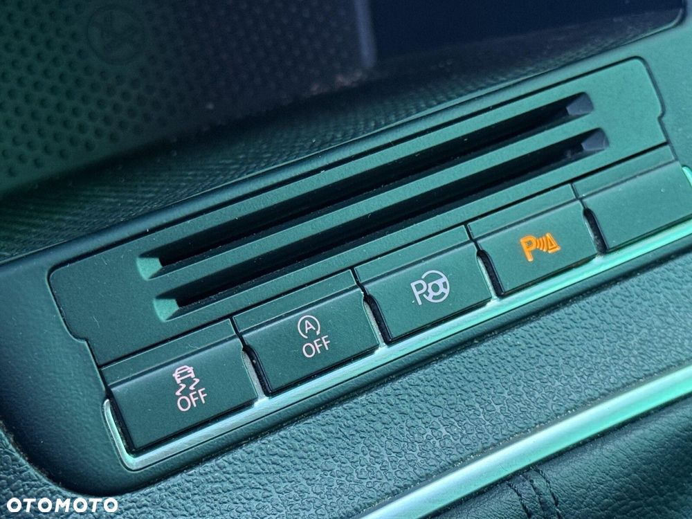 Volkswagen Tiguan - 22