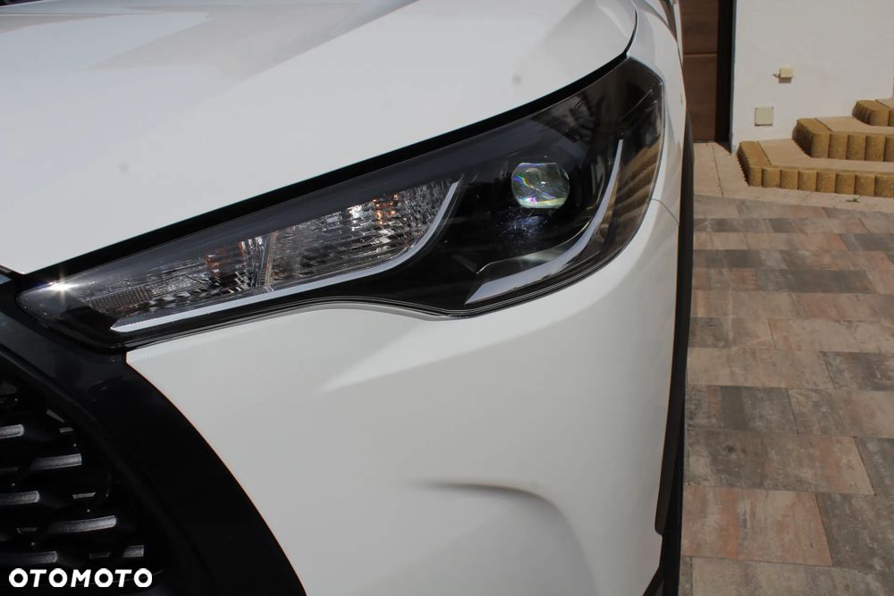 Toyota Corolla Cross 2.0 Hybrid Comfort - 10