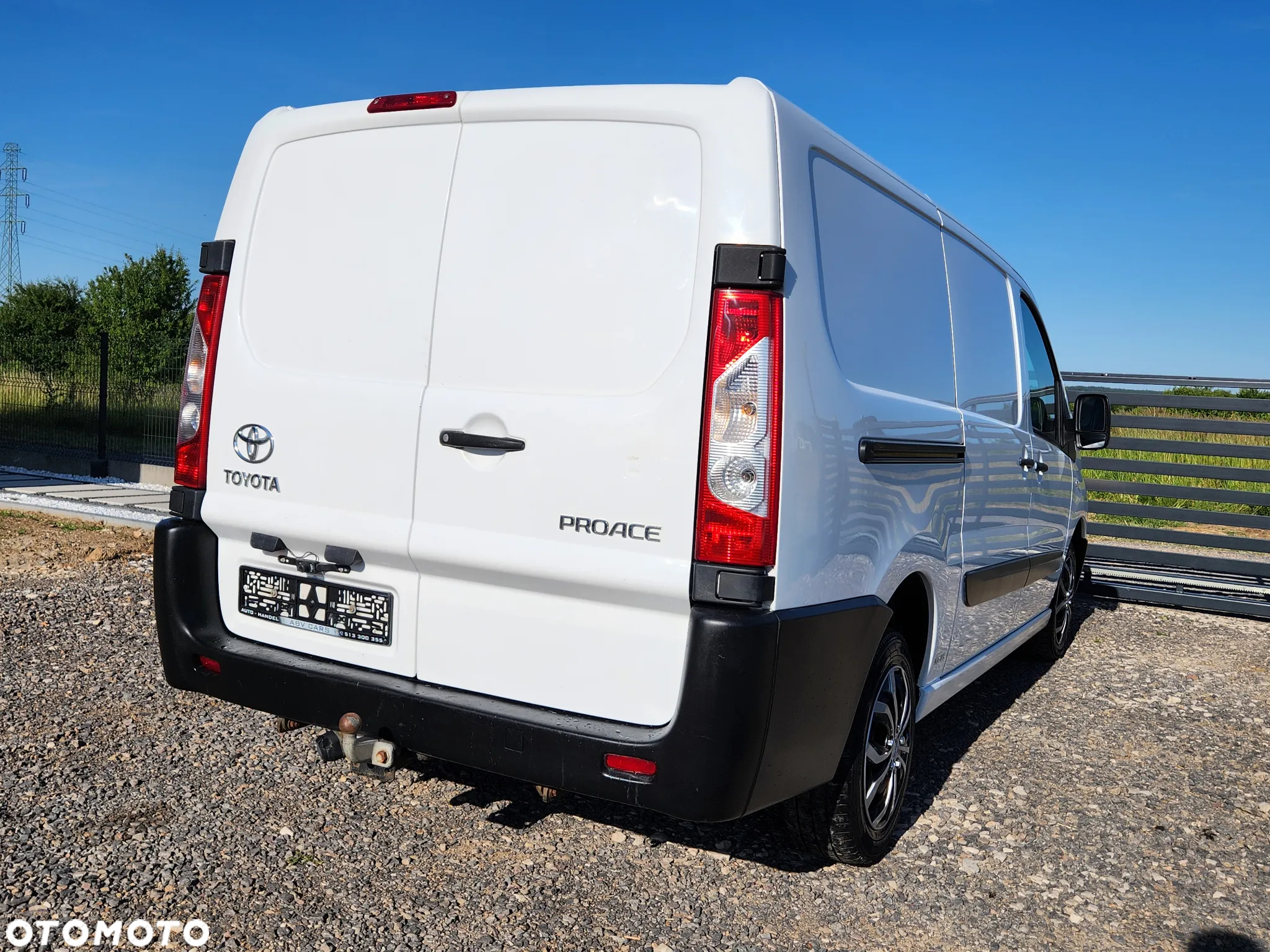 Toyota Proace Jumpy Expert - 13