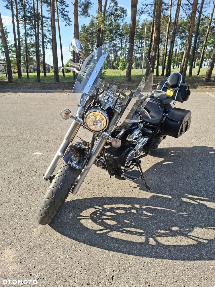 Yamaha XVS - 6