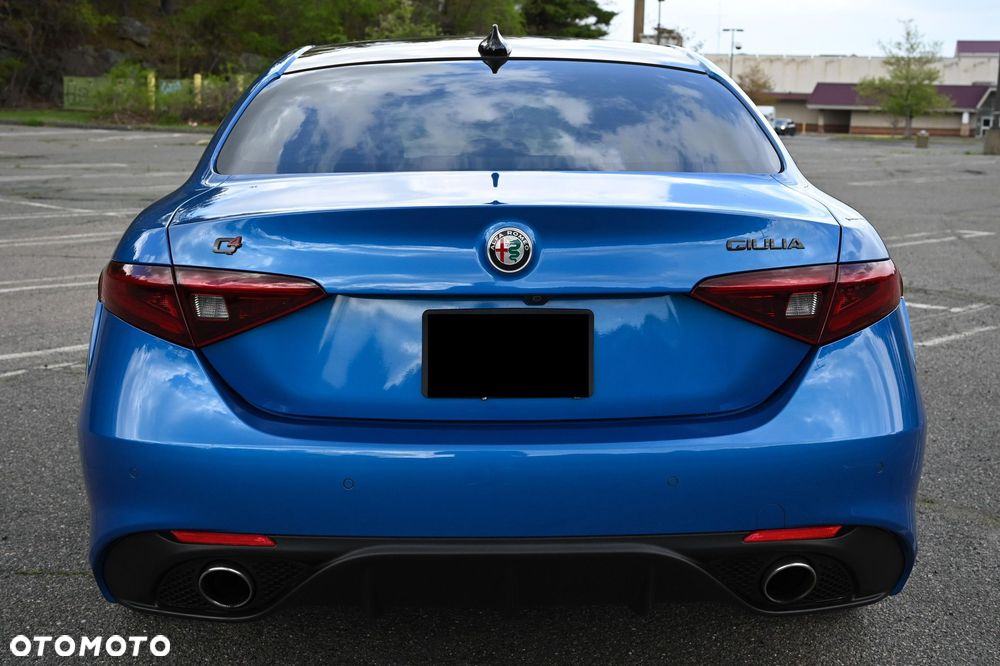 Alfa Romeo Giulia 2.0 Turbo 16V AT8-Q4 Veloce Ti - 11