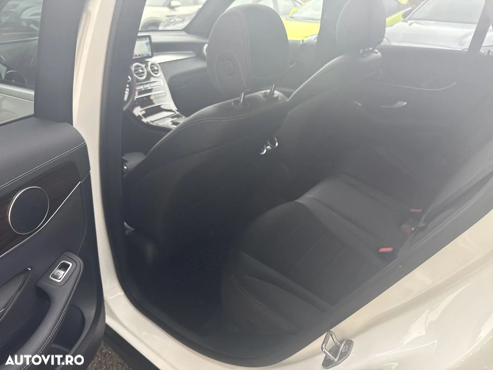 Mercedes-Benz GLC - 21