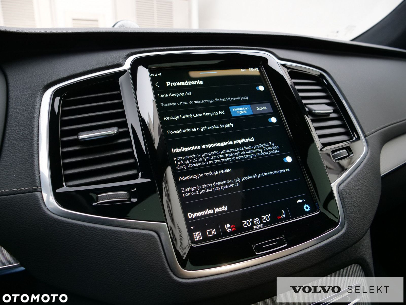 Volvo XC 90 - 31