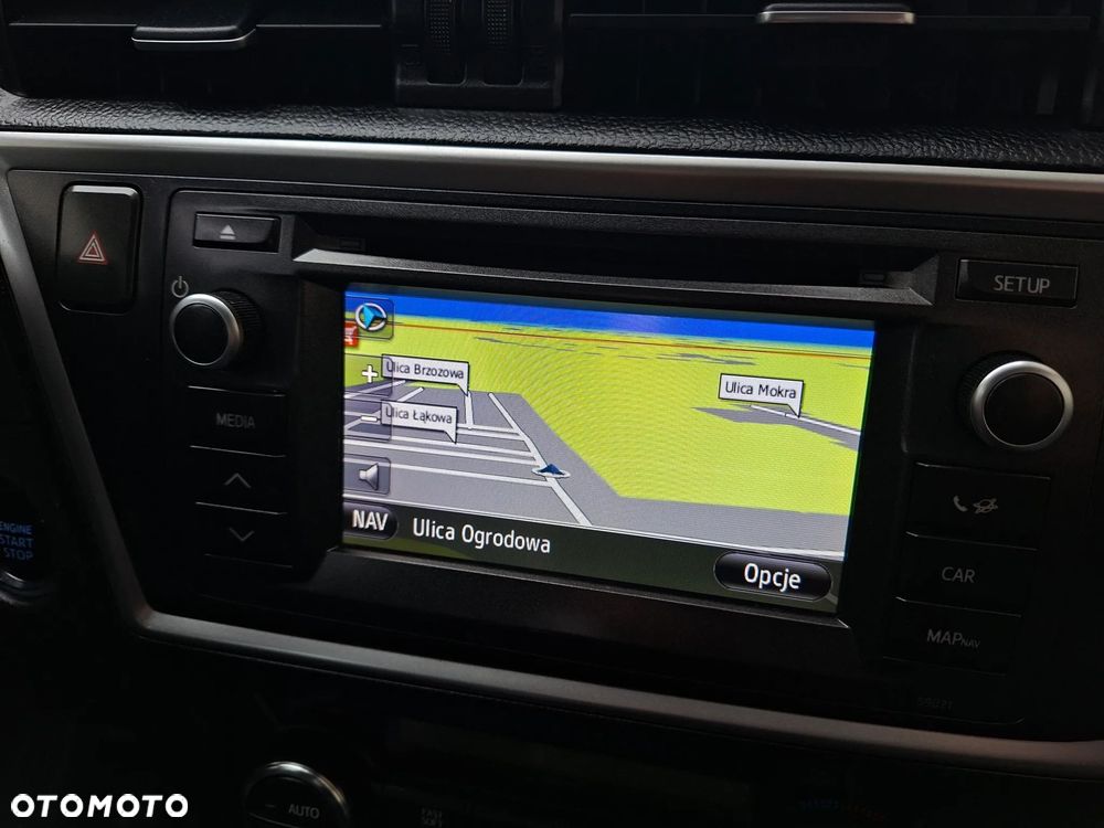 Toyota Auris 1.6 Valvematic Executive - 32