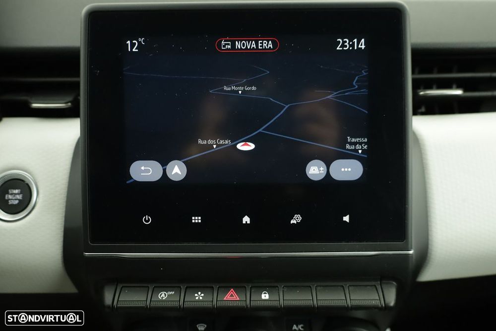 Renault Clio 1.0 TCe Techno Bi-Fuel - 11