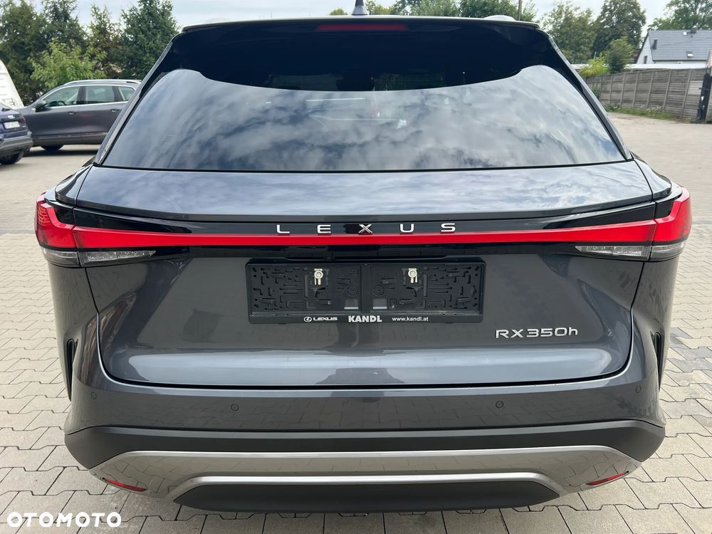 Lexus RX - 4