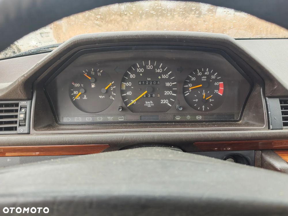 Mercedes-Benz W124 (1984-1993) - 9