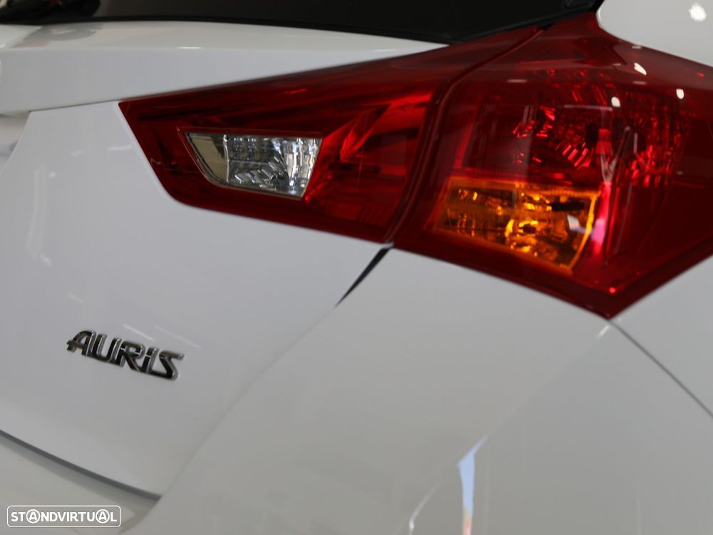 Toyota Auris 1.4 D-4D Comfort - 21