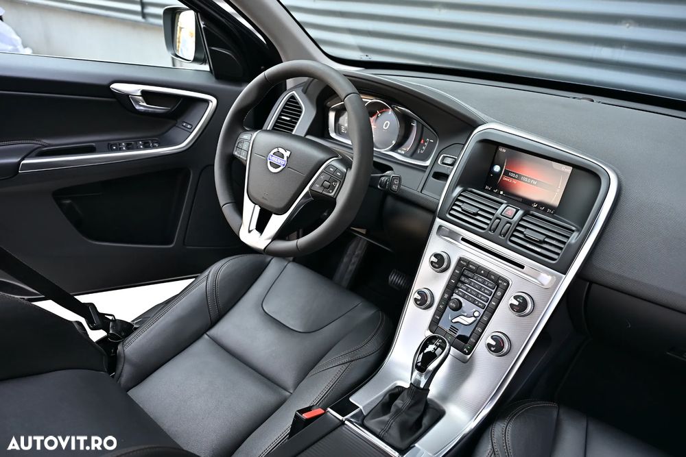 Volvo XC 60 D4 Geartronic Summum - 20