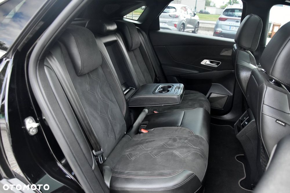 DS Automobiles DS 7 Crossback 1.6 E-Tense Performance Line + - 27