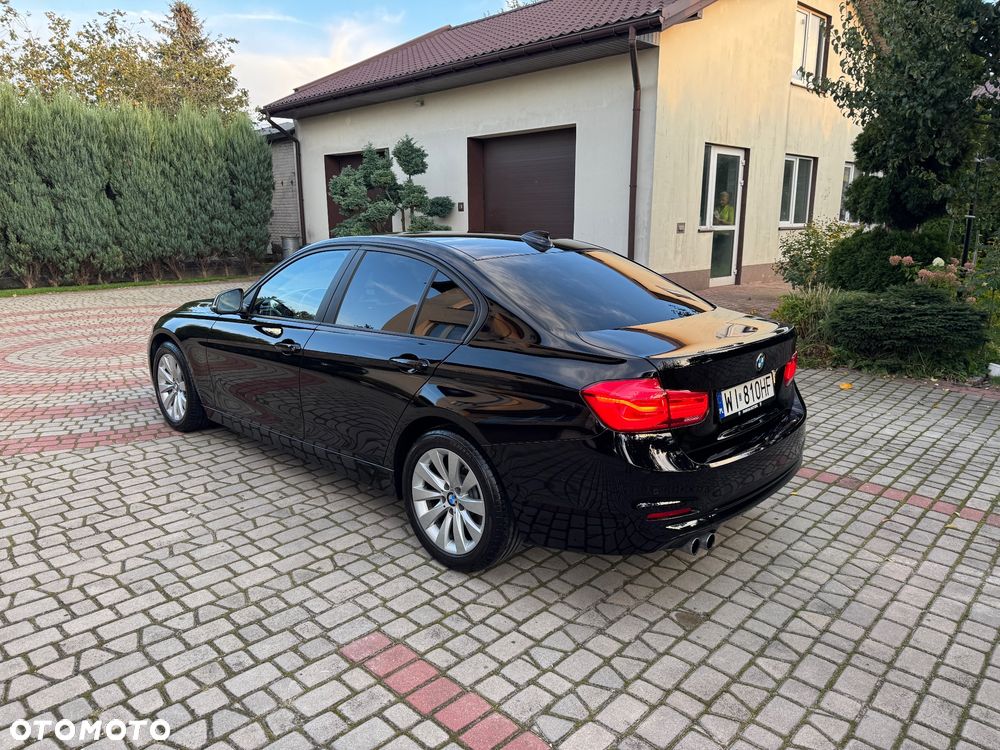 BMW Seria 3 320i GPF xDrive M Sport Shadow sport - 22