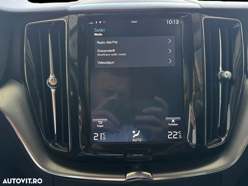 Volvo XC 60 D4 AWD Geartronic Momentum - 32