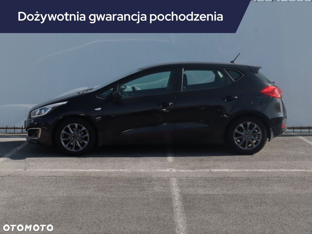 Kia Ceed - 4