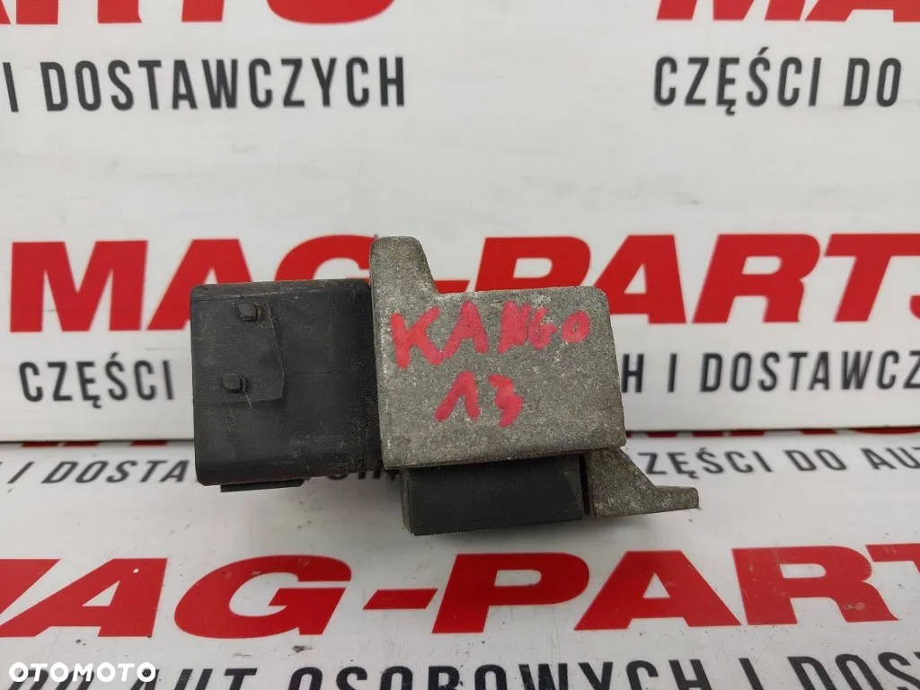 Przekaźnik Świec Żarowych Renault Kangoo II III 1.5 DCI 2013r 8200859243 - 2