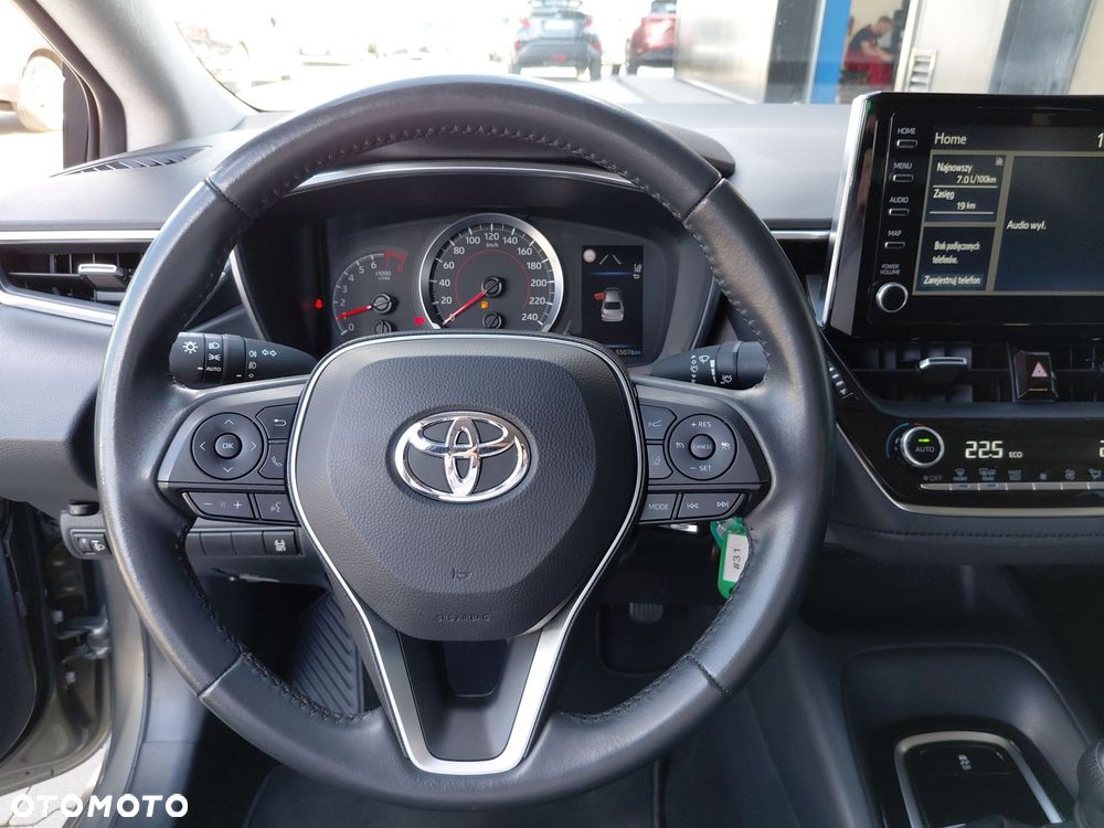 Toyota Corolla - 16