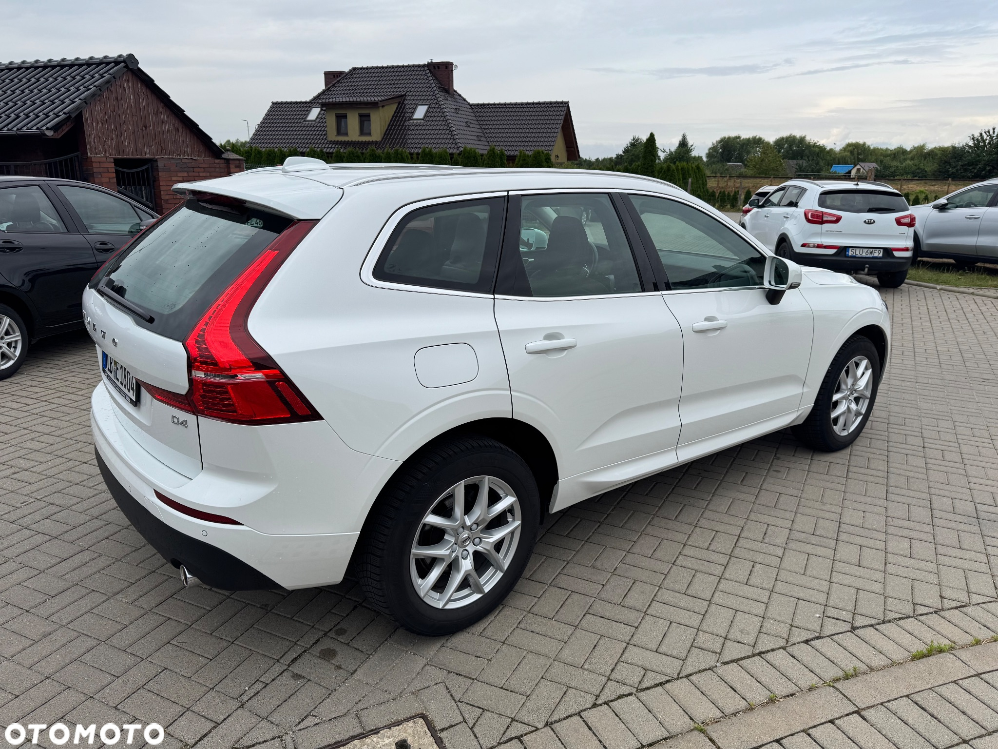 Volvo XC 60 B4 D Geartronic Momentum Pro - 9