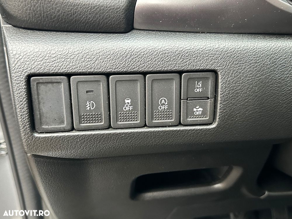 Suzuki Vitara 1.4 Boosterjet MHEV Luxus - 11