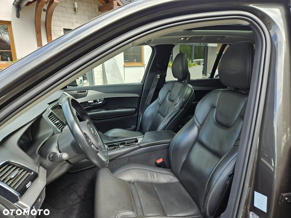 Volvo XC 90 - 6