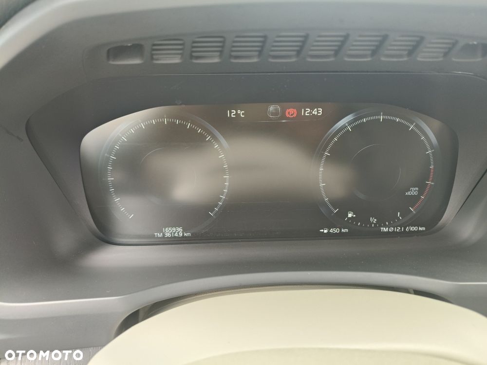 Volvo XC 90 - 6