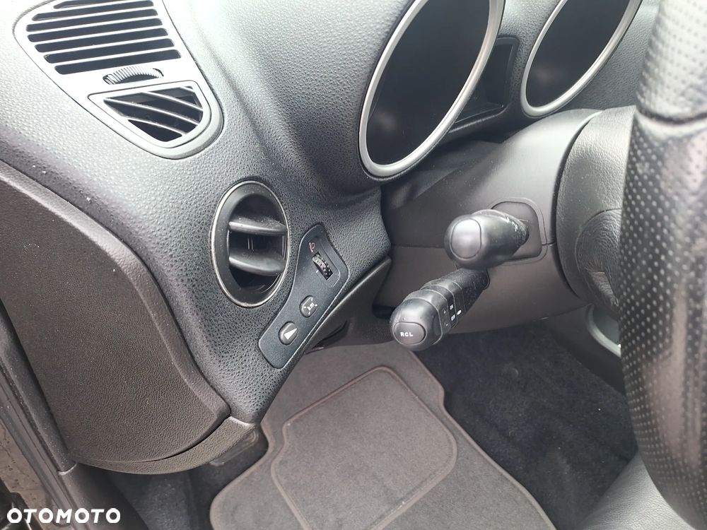 Alfa Romeo 156 1.9 JTD 16V Distinctive - 17