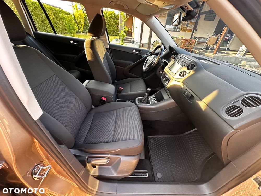 Volkswagen Tiguan 2.0 TDI BlueMot Trend&Fun - 12