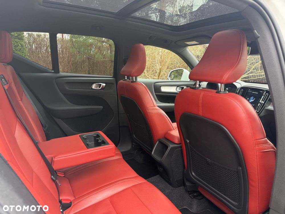 Volvo XC 40 T5 AWD Momentum - 7