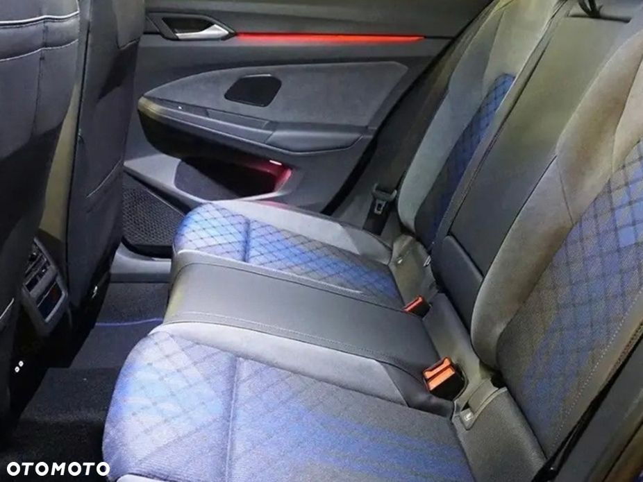 Volkswagen Golf 2.0 TSI 4Motion R DSG - 8